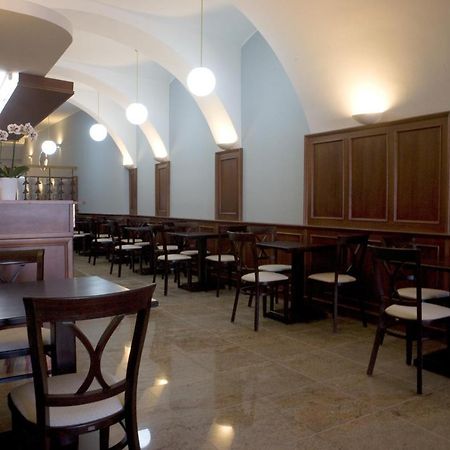 Hostel U Zlatého kohouta Kroměříž Extérieur photo