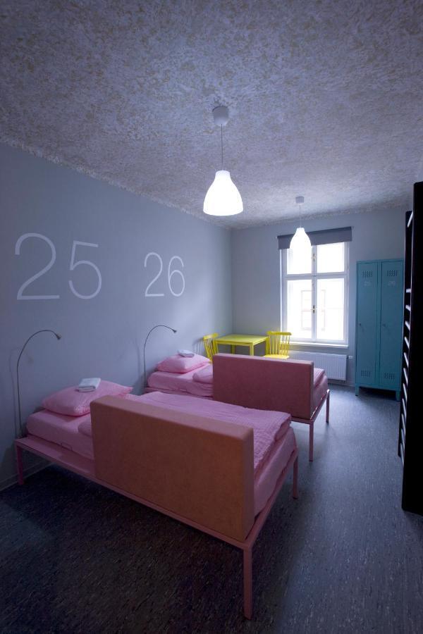 Hostel U Zlatého kohouta Kroměříž Extérieur photo